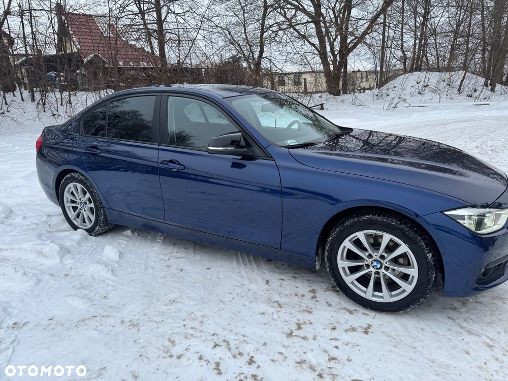 BMW Seria 3 330i xDrive - 2