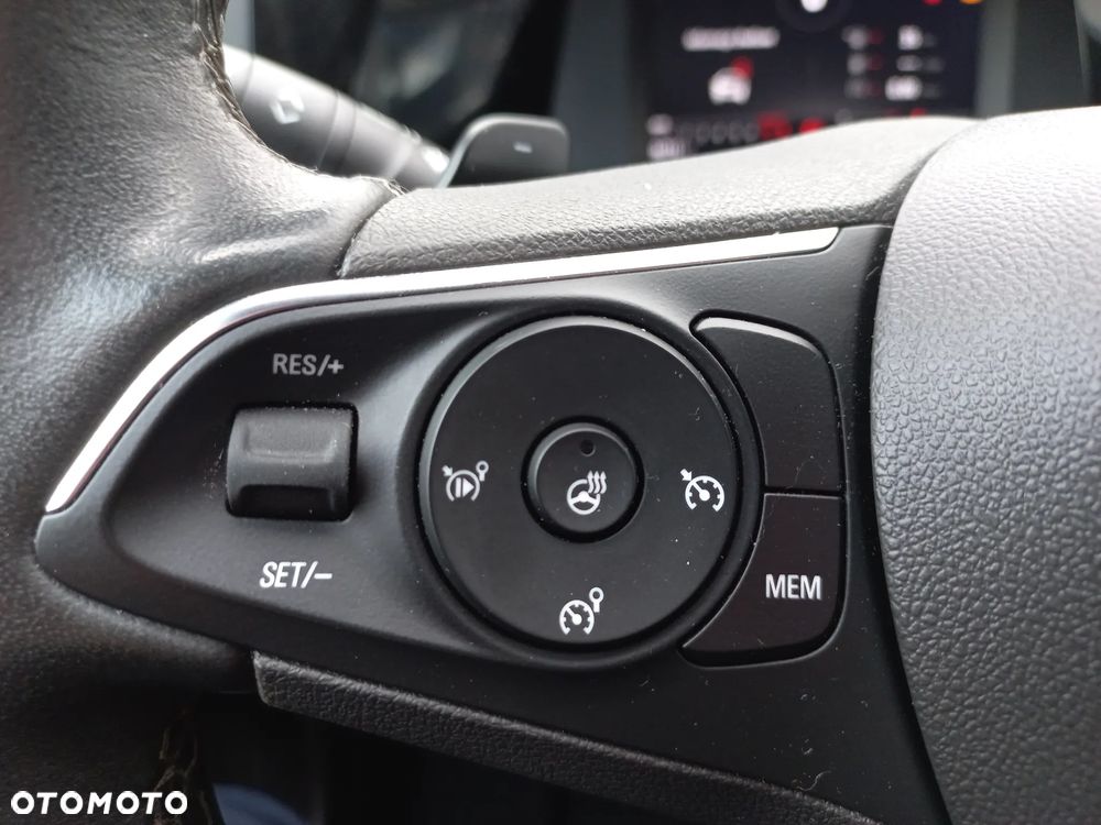 Opel Grandland 1.2 T GS S&S - 16