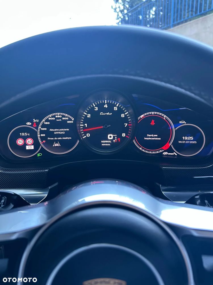 Porsche Panamera Turbo - 27