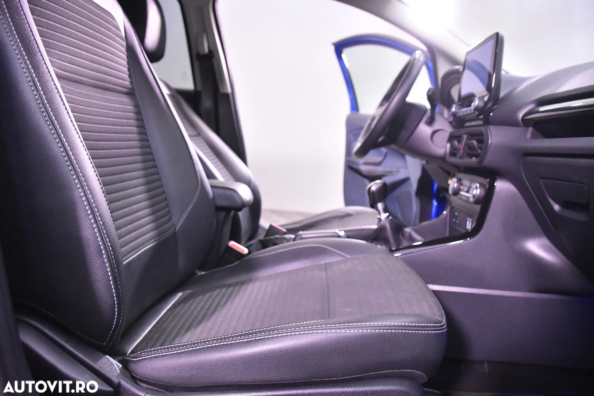 Ford EcoSport - 11