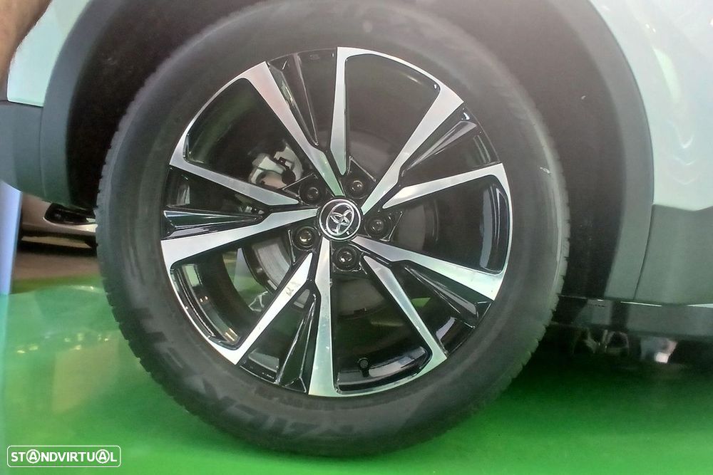 Toyota C-HR 2.0 Flow - 5