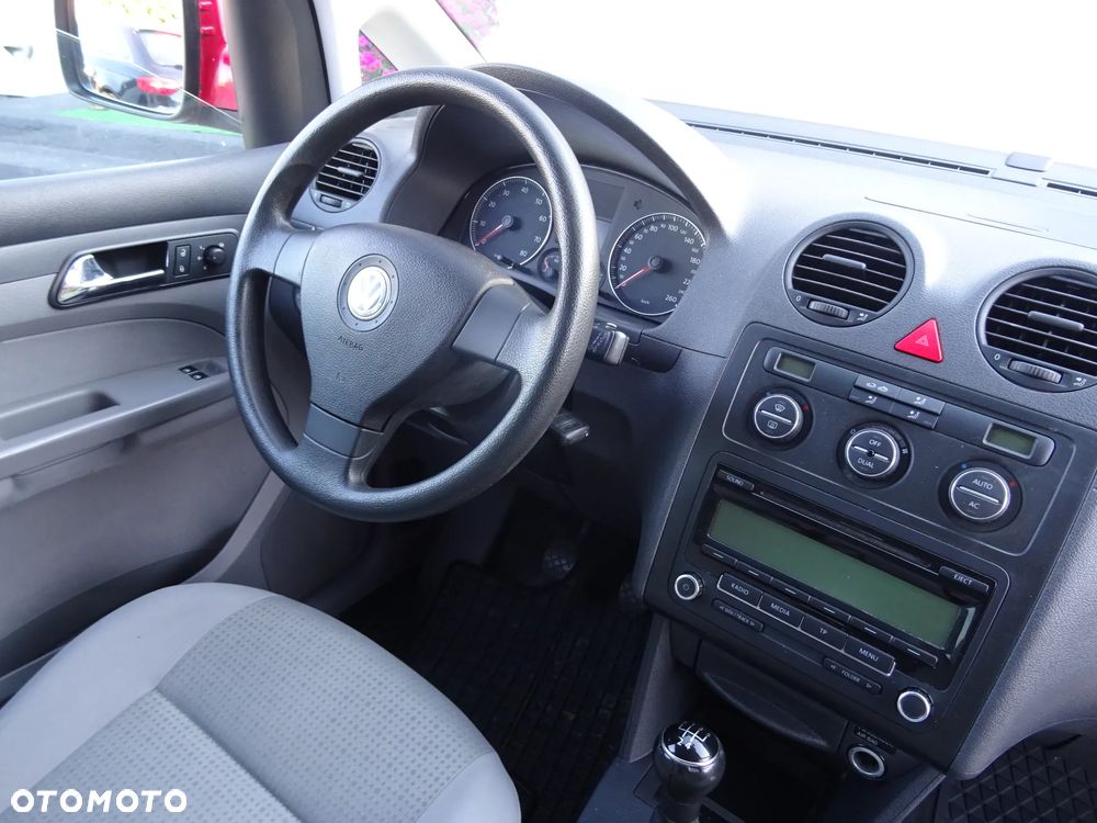 Volkswagen Caddy - 12