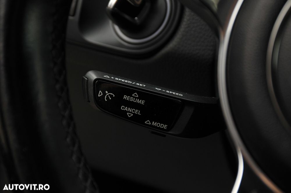 Porsche Cayenne Standard - 8