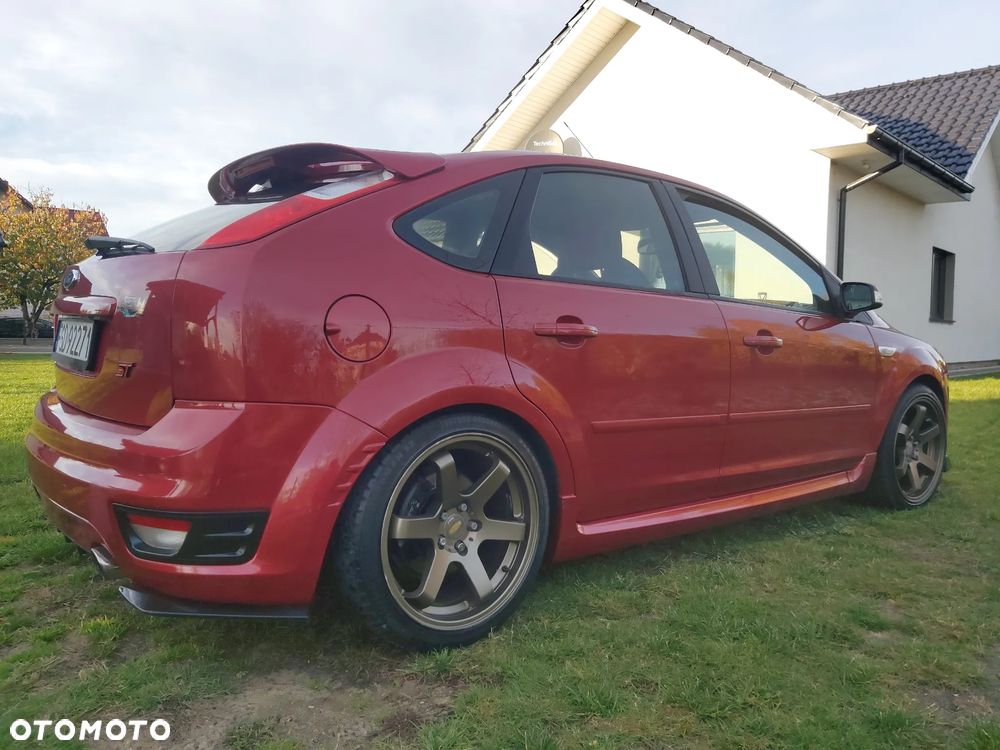 Ford Focus 2.5 ST - 5