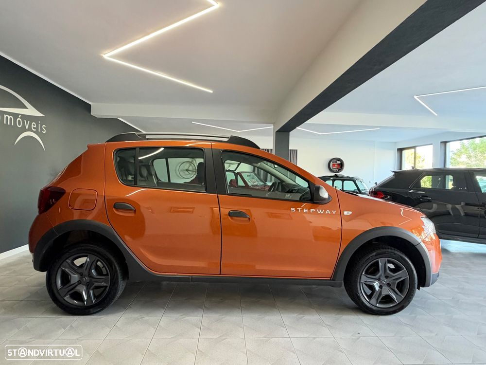 Dacia Sandero Stepway TCe 90 Prestige - 4