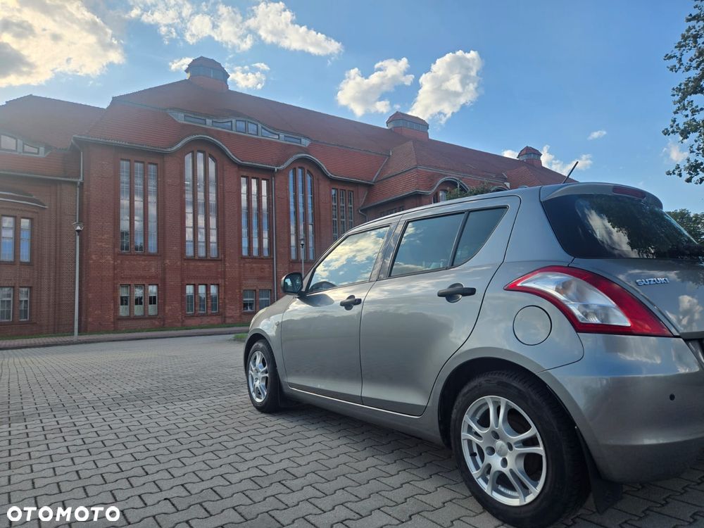 Suzuki Swift - 15