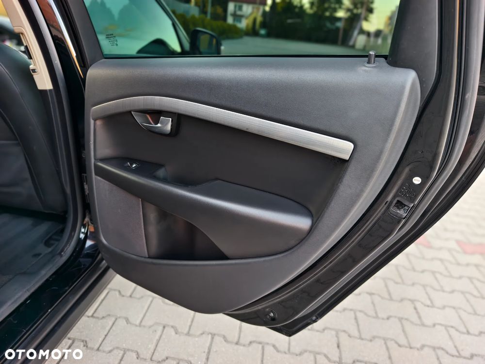Volvo V70 2.0D Momentum - 21