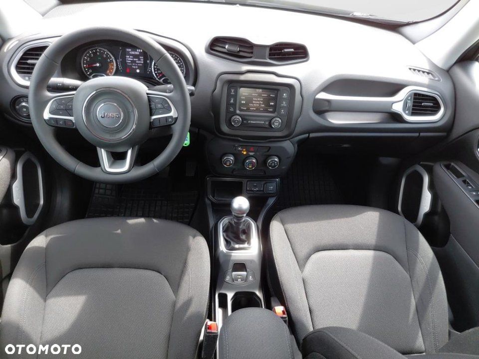 Jeep Renegade - 16