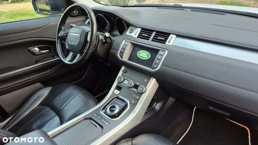 Land Rover Range Rover Evoque TD4 Sky View - 31