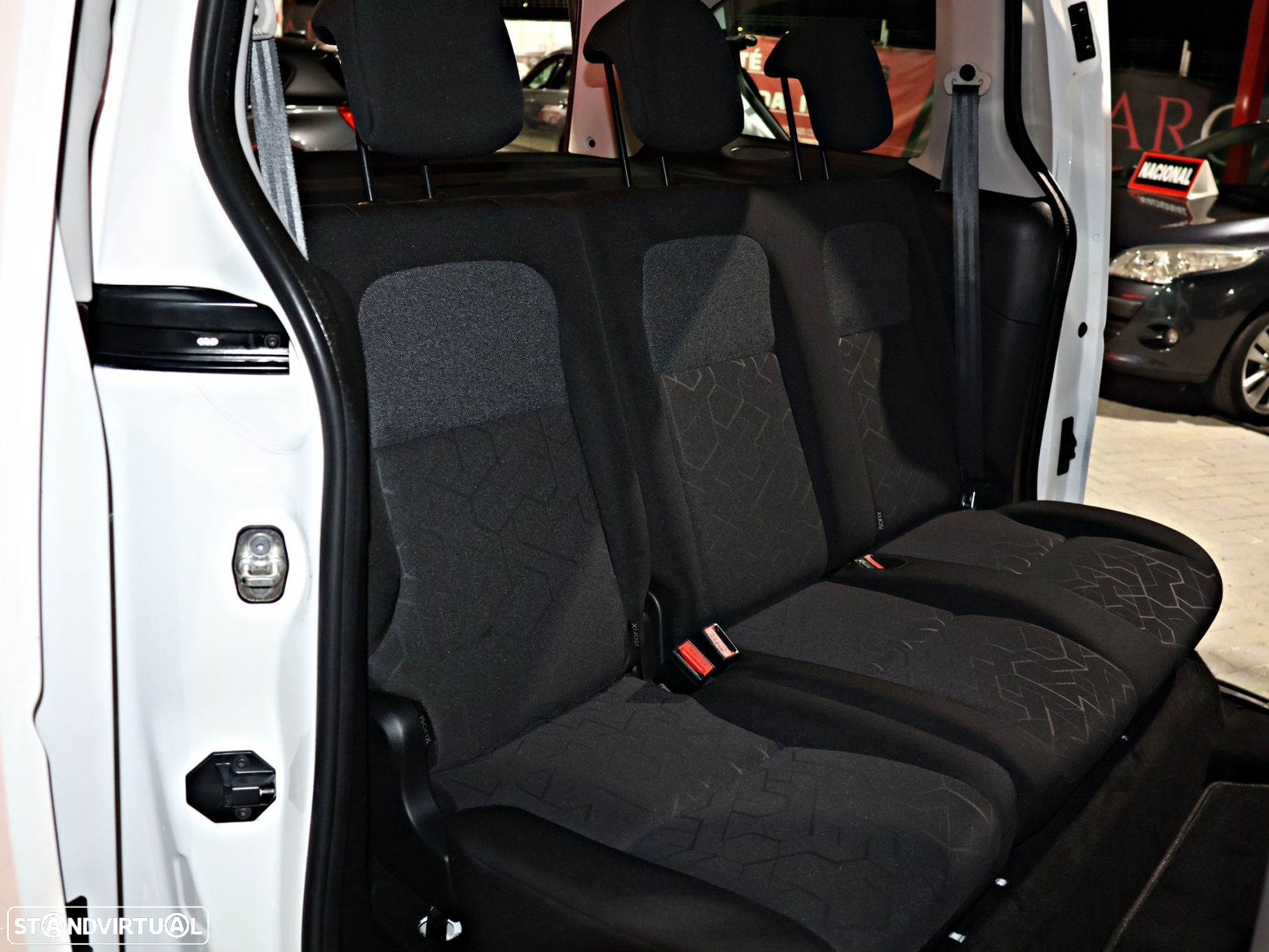 Peugeot Partner 1.6 BlueHDi Confort - 29