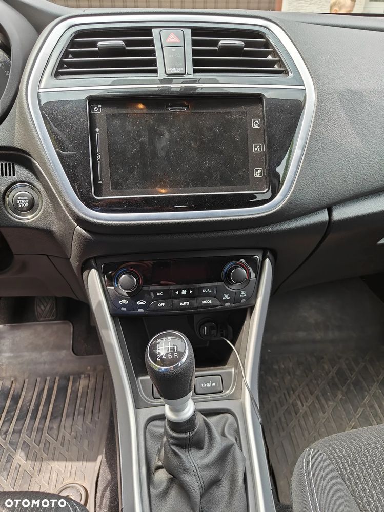 Suzuki SX4 - 12