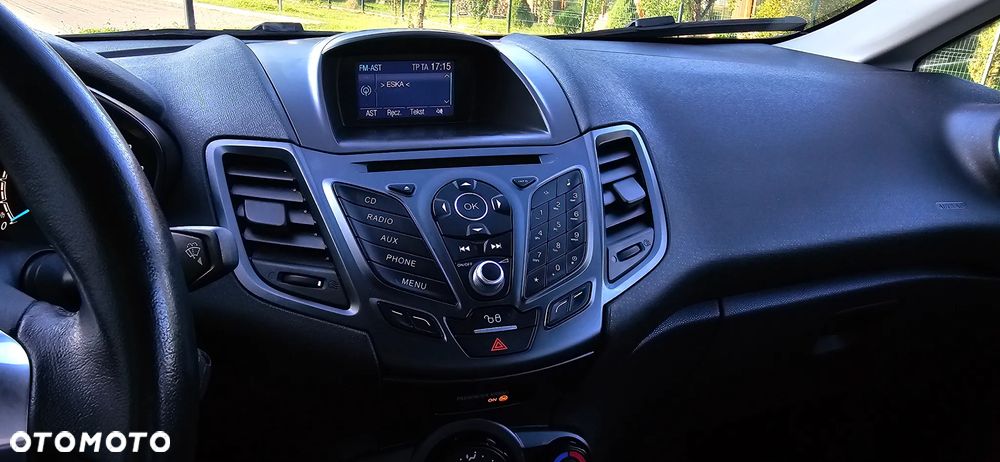 Ford Fiesta 1.0 EcoBoost S&S ST-LINE - 33