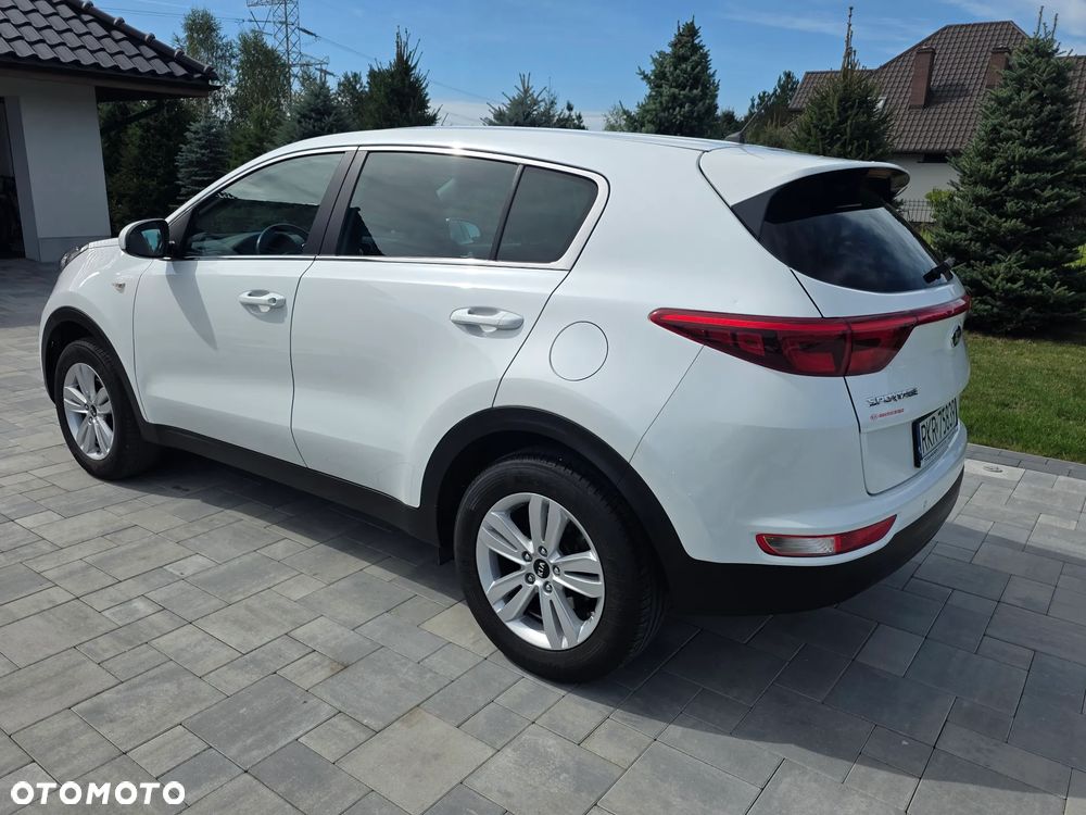Kia Sportage 1.6 GDI 2WD Attract - 3