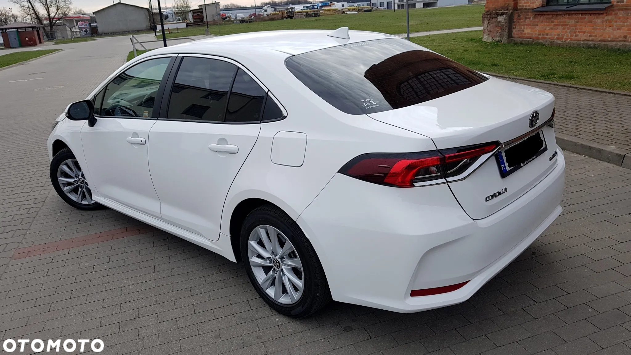 Toyota Corolla 1.8 Hybrid Comfort - 15
