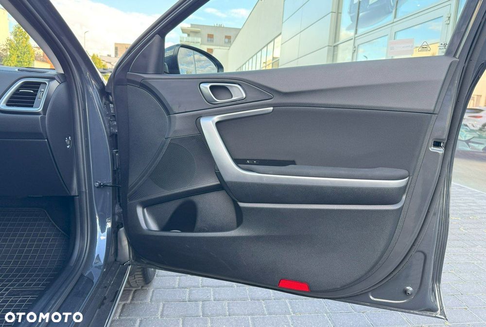 Kia XCeed 1.5 T-GDI M DCT - 17