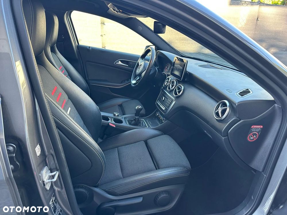 Mercedes-Benz Klasa A 200 (BlueEFFICIENCY) - 13