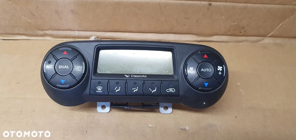 Panel nawiewu powietrza klimatyzacji Hyundai IX35 97250-2Y601 - 1
