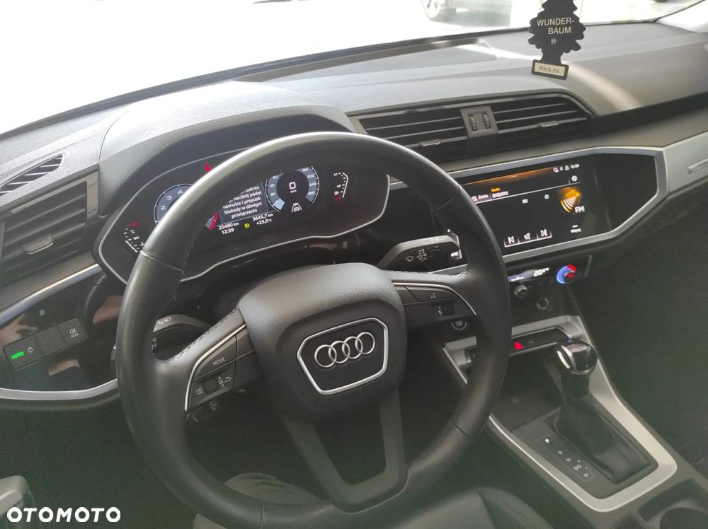 Audi Q3 Sportback - 15