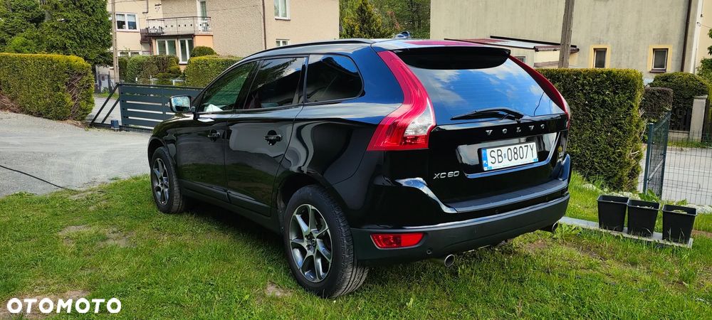 Volvo XC 60 D5 AWD Kinetic - 4