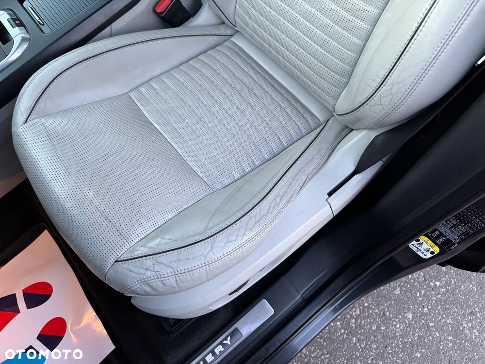 Land Rover Discovery Sport 2.0 TD4 HSE Luxury - 32