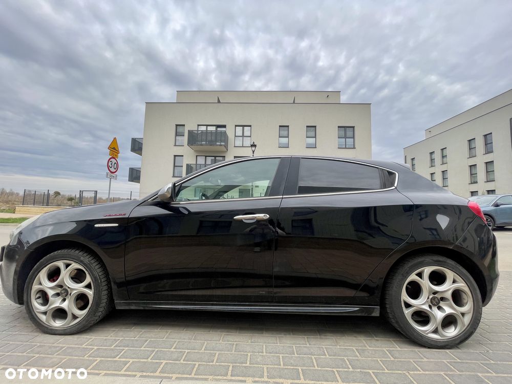 Alfa Romeo Giulietta 2.0 JTDM Veloce - 6