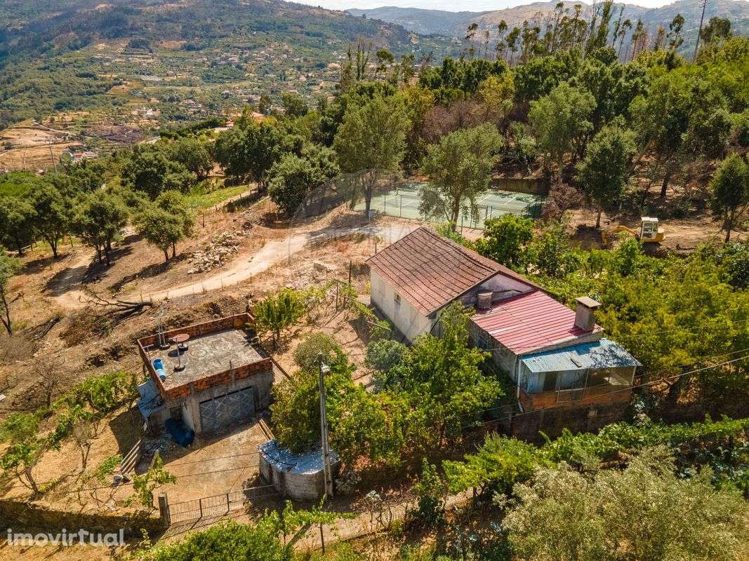 Moradia T2 para venda - Grande imagem: 2/31