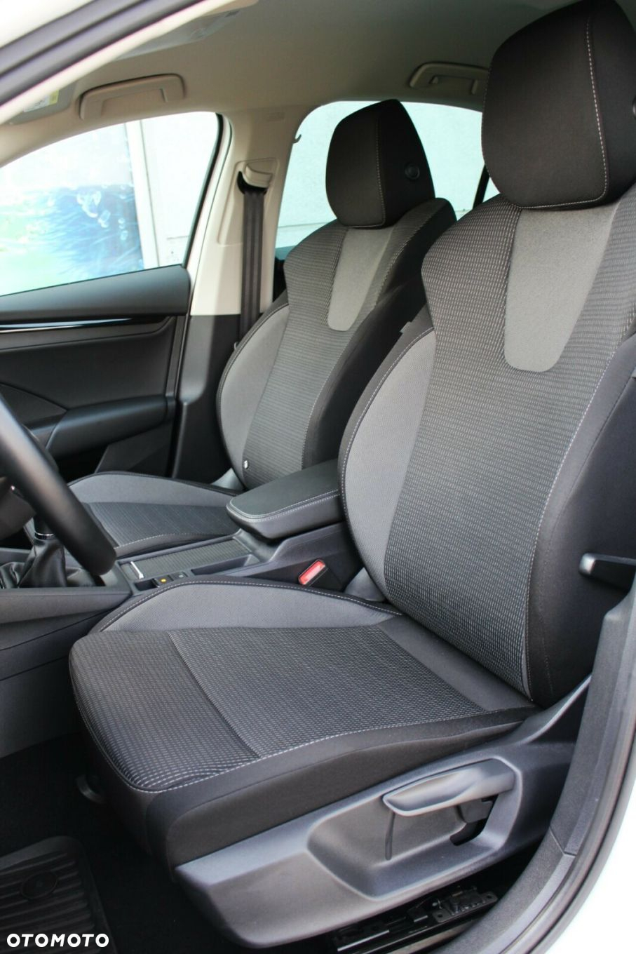 Skoda Octavia 1.5 TSI ACT Ambition - 6