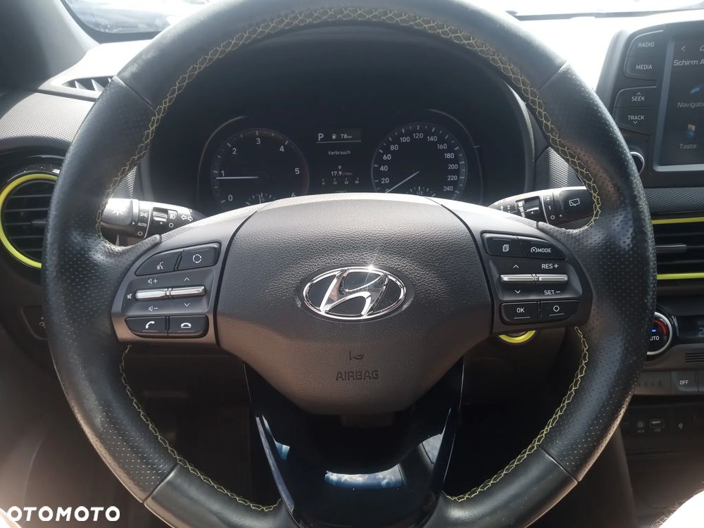 Hyundai Kona 1.6 CRDi DCT 4WD Premium - 26
