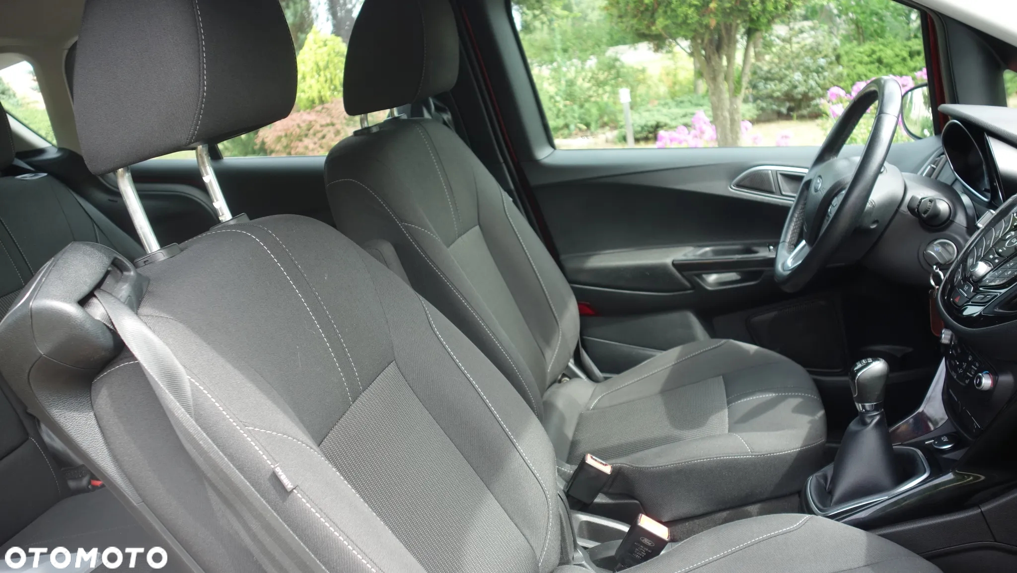Ford B-MAX 1.0 EcoBoost Titanium X EU6 - 18