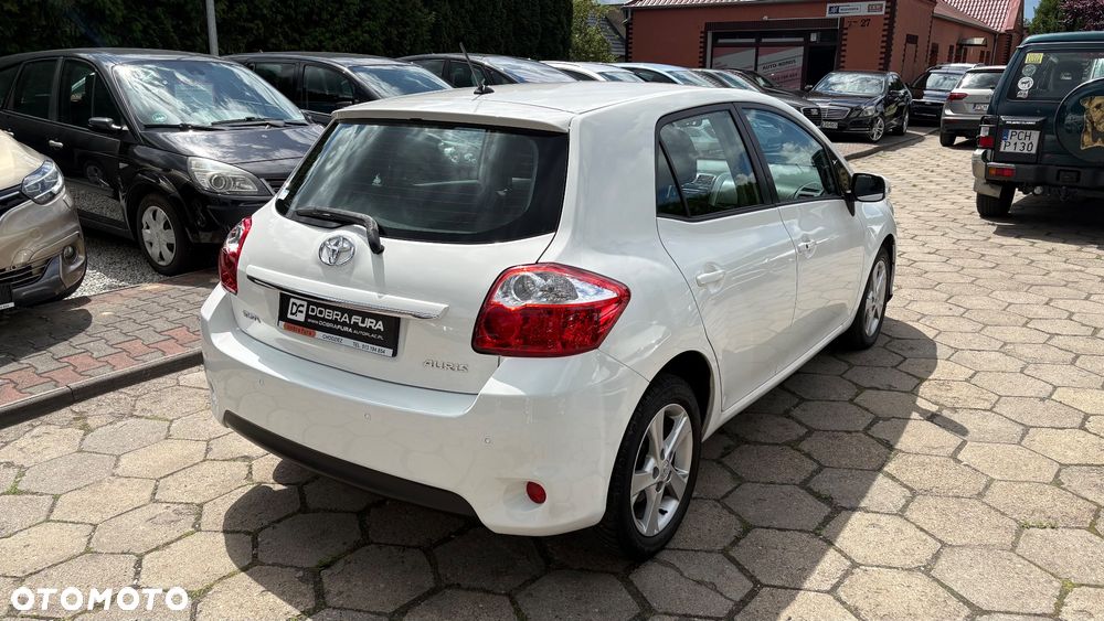 Toyota Auris 2.0 D-4D Executive - 10