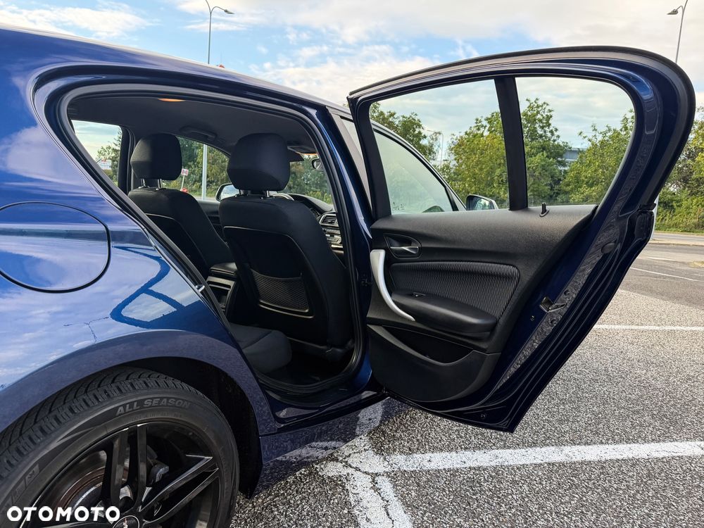 BMW Seria 1 116i - 23