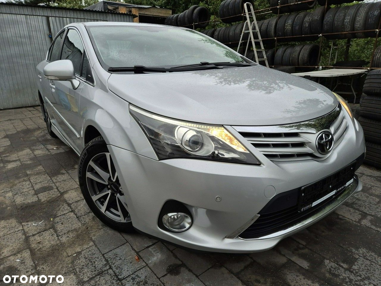 Toyota Avensis - 2