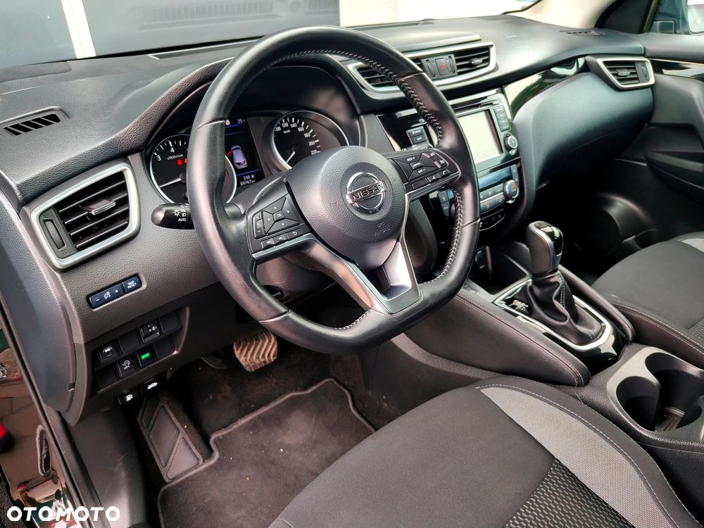 Nissan Qashqai 1.3 DIG-T DCT ACENTA - 19