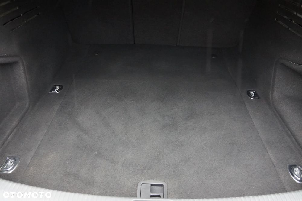 Audi A4 Limousine 2.0 TDI ultra - 29