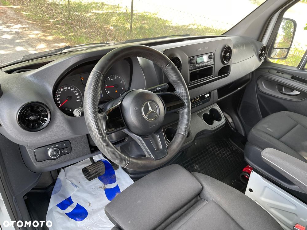 Mercedes-Benz Sprinter W907 2.2 CDI 163 Km Automat 7G-Tronic 2020 ROK Klima Led Hak Najazd 4.60 M Super stan Gotowy do Pracy Bardzo ładny - 9