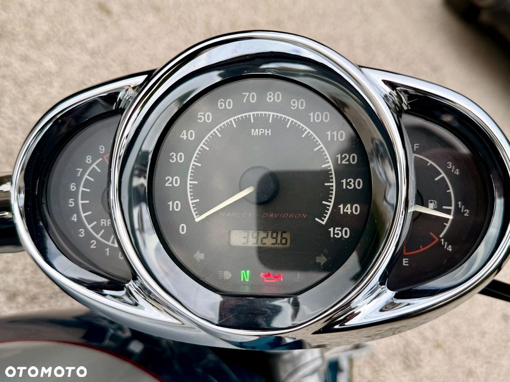 Harley-Davidson V-Rod Street Rod - 38