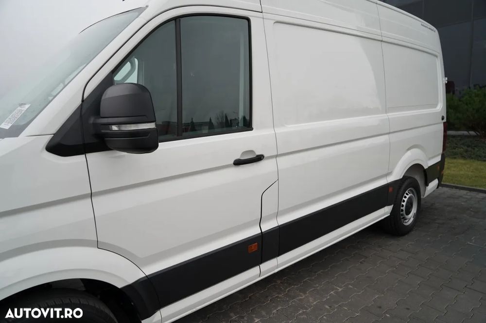 Volkswagen CRAFTER / 2.0 D / VAN TABĂ / GVW: 3500 KG / 2018 / IMPORTAT / DUPĂ CONTRACTUL DE SERVICE - 12