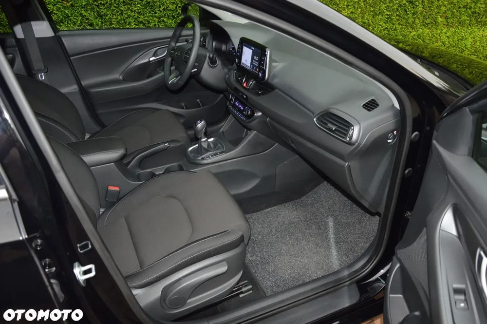 Hyundai i30 1.4 T-GDI Intro Edition - 9