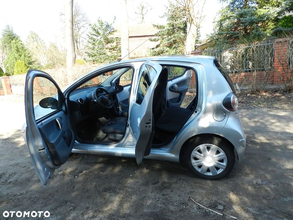 Toyota Aygo - 6