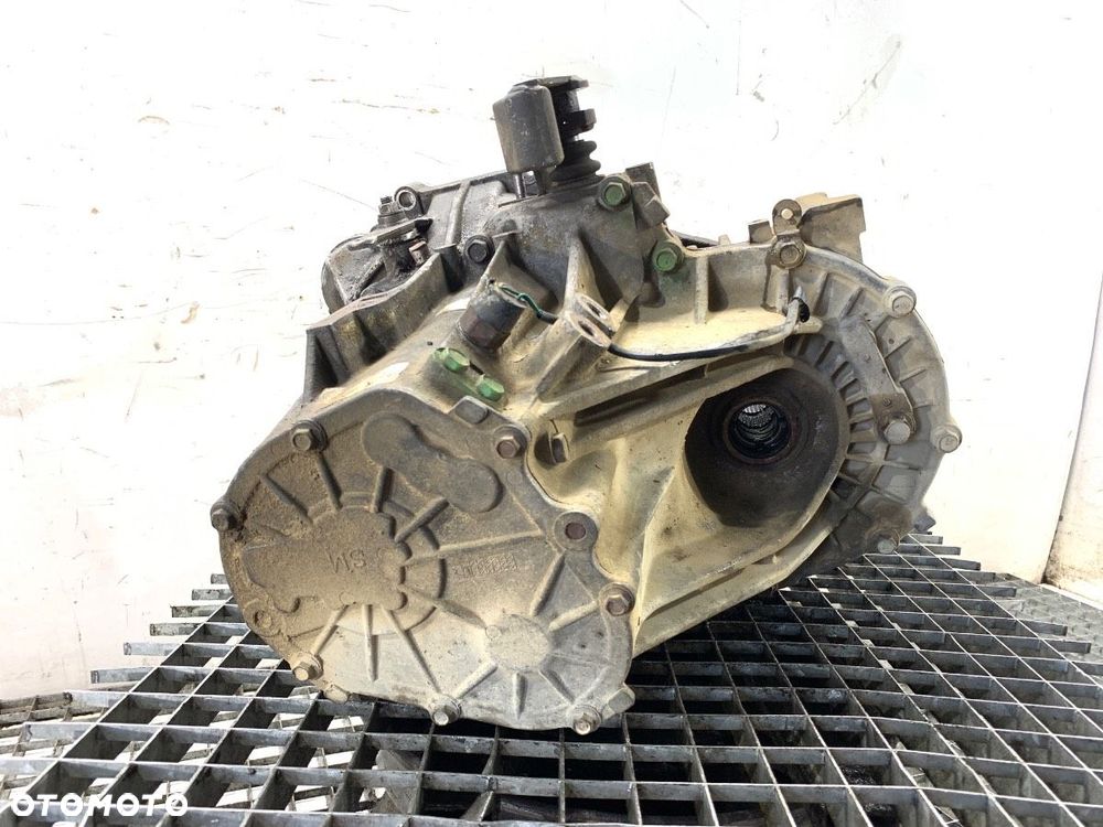 SKRZYNIA BIEGÓW  HYUNDAI SANTA FÉ I (SM) 2000 - 2006 2.4 16V 4x4 107 kW [146 KM] benzyna 2001 - - 3