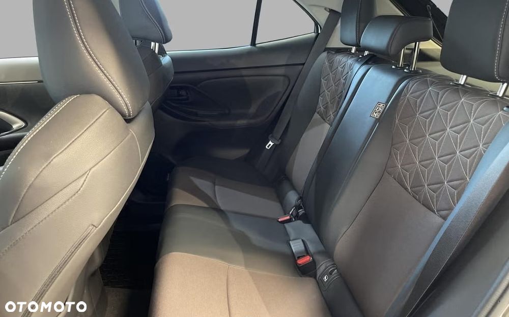 Toyota Yaris Cross - 23