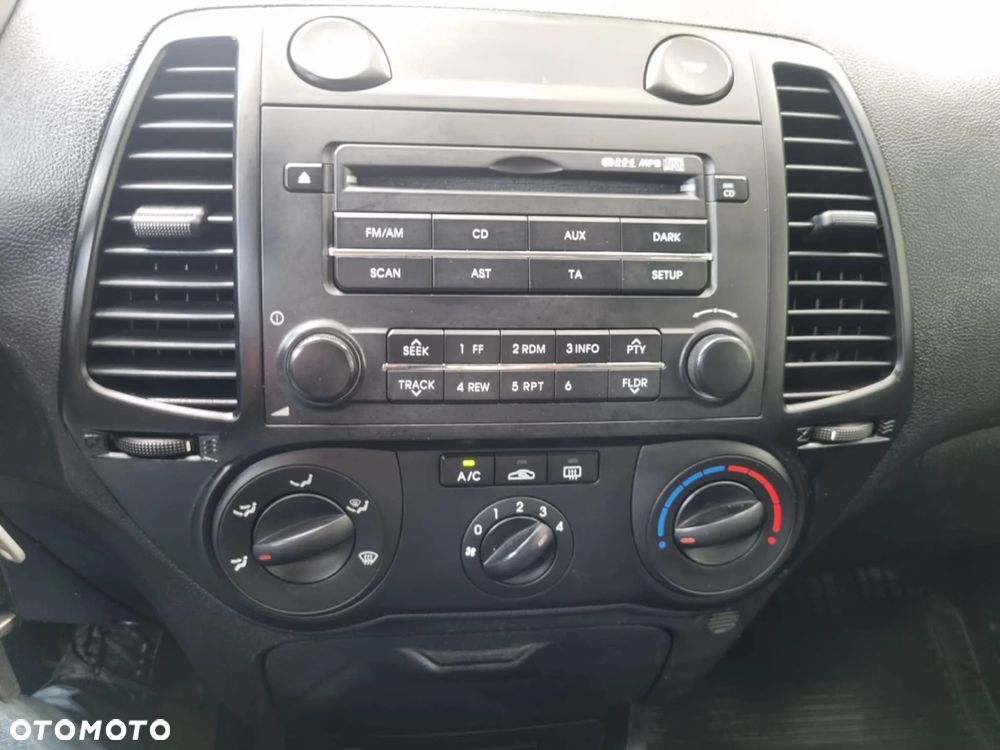 Hyundai i20 1.2 Classic + - 15