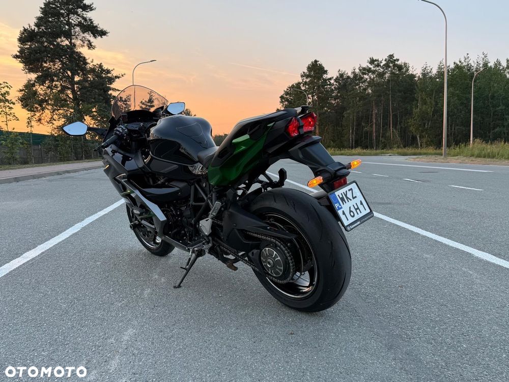 Kawasaki Ninja H2 SX - 6