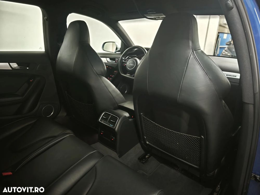 Audi RS4 Avant 4.2 FSI quattro Stronic - 10