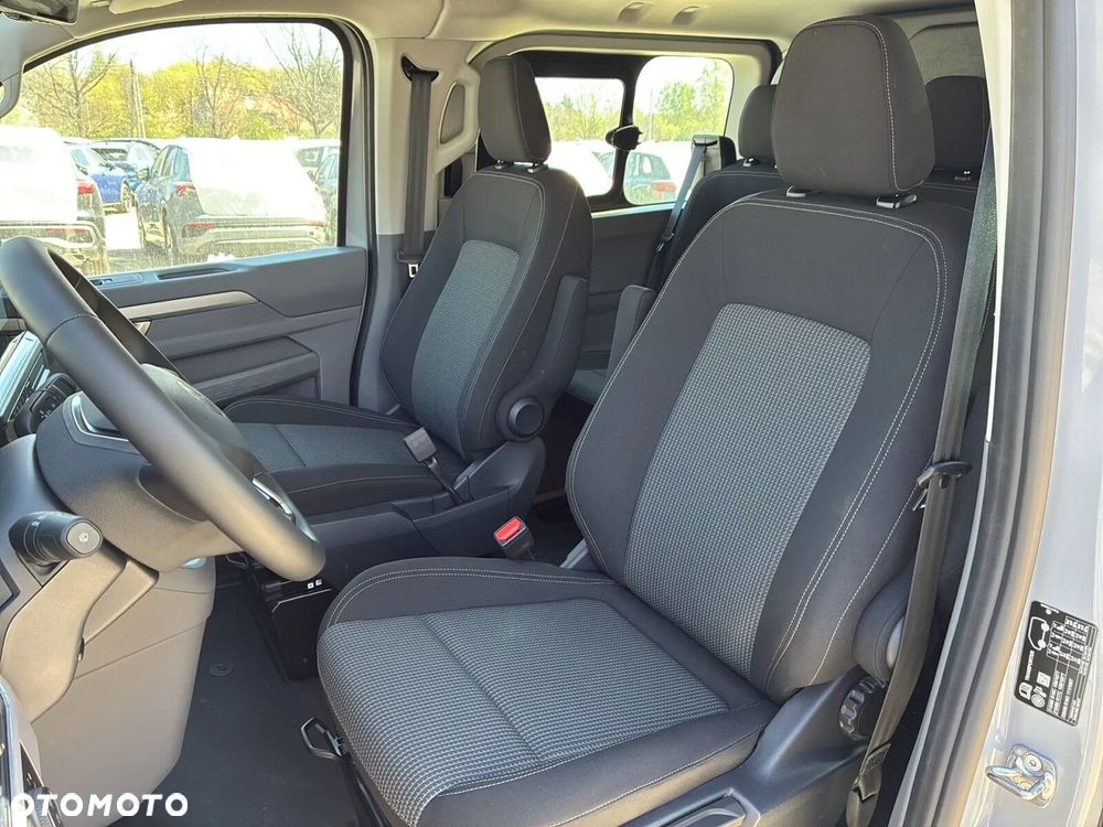 Volkswagen Transporter T7 Furgon Plus Edition/5 osob./AUTOMAT 2,0 l TDI 170 KM r. o. 3500 mm - 14