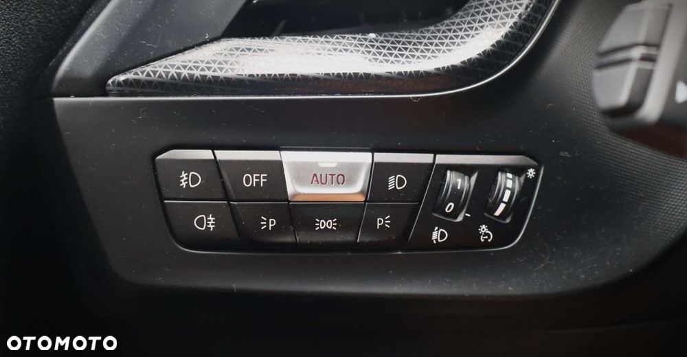 BMW Seria 1 - 27