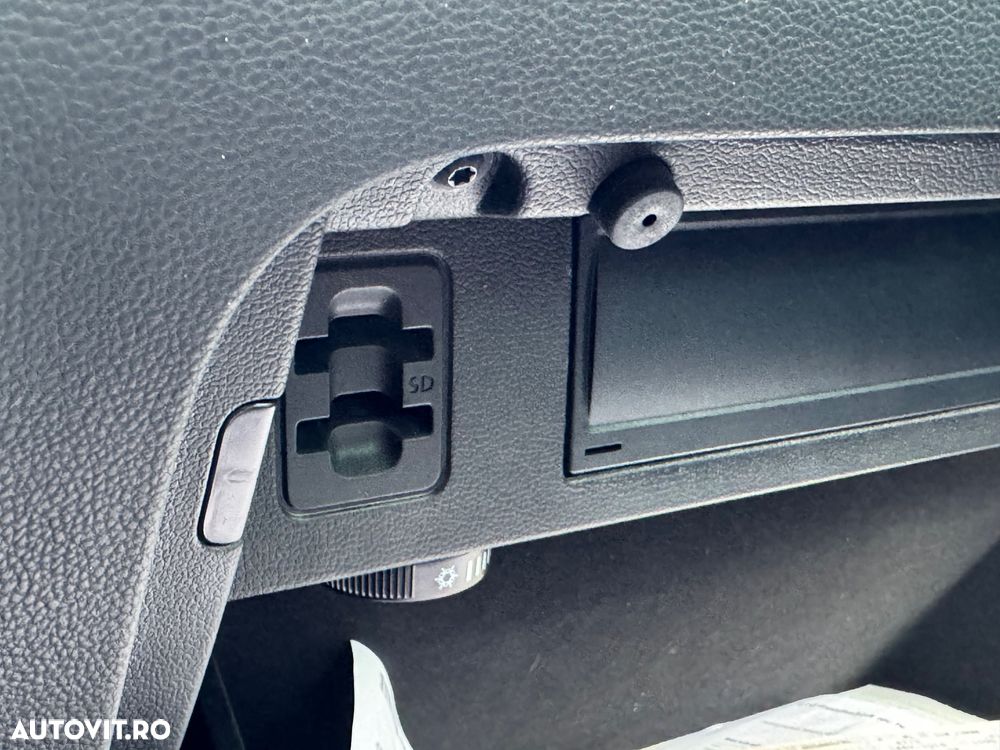 Volkswagen Passat 2.0 TDI SCR DSG Highline - 25