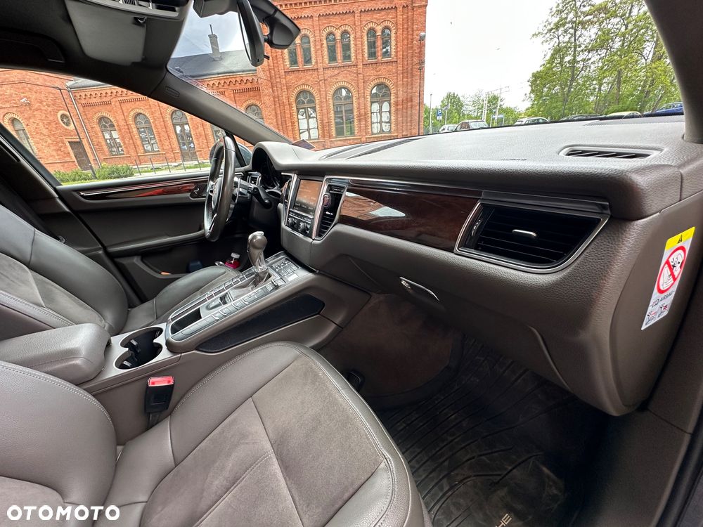 Porsche Macan - 21