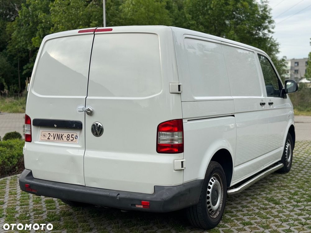 Volkswagen Transporter - 9