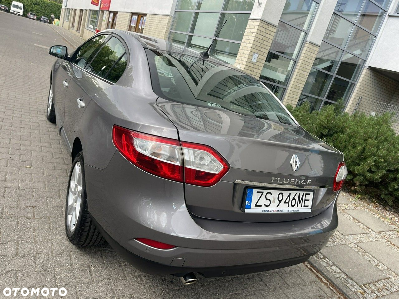 Renault Fluence - 11